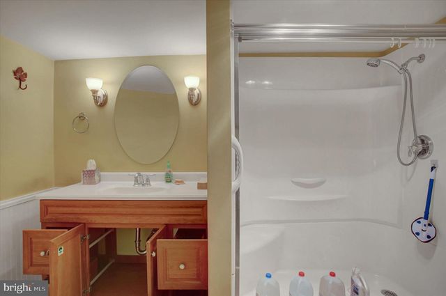 2010-C PINE GROVE RD, Fayetteville, PA 17222