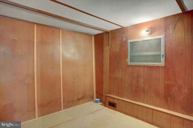 2010-C PINE GROVE RD, Fayetteville, PA 17222