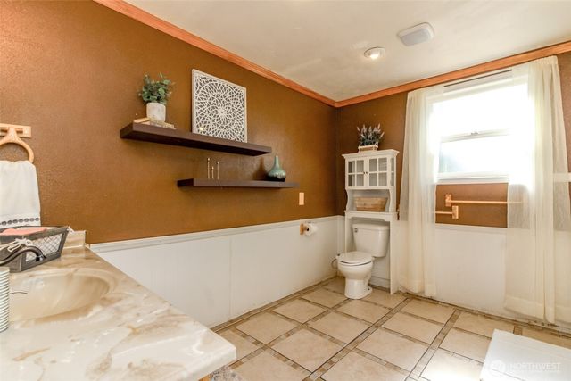 1309 Livingston Street NE, Lacey, WA 98516