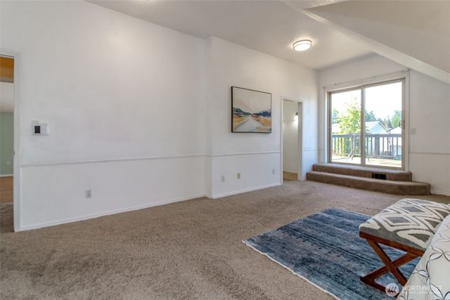 1309 Livingston Street NE, Lacey, WA 98516