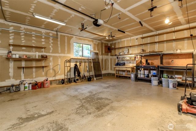 1309 Livingston Street NE, Lacey, WA 98516