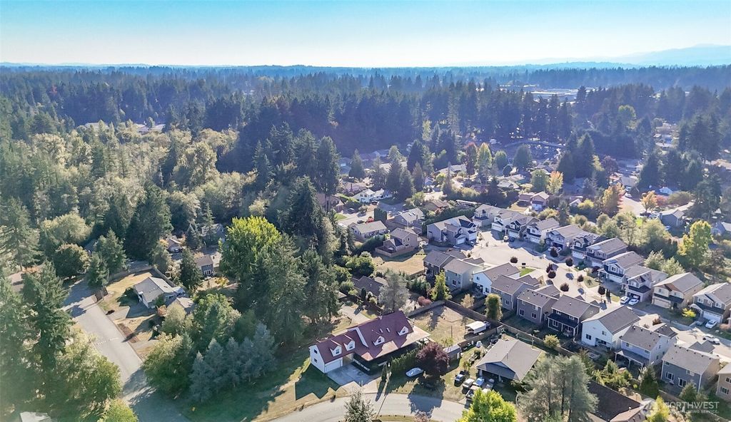 1309 Livingston Street NE, Lacey, WA 98516