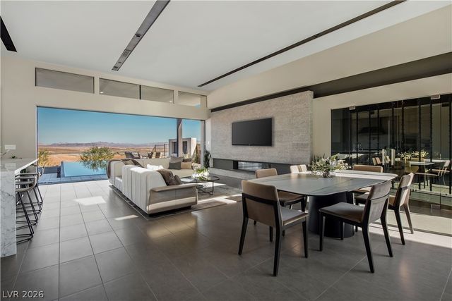 129 Still Shores Street, Henderson, NV 89011