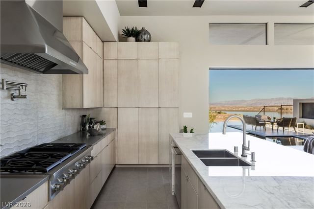 129 Still Shores Street, Henderson, NV 89011