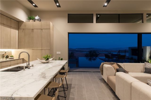 129 Still Shores Street, Henderson, NV 89011
