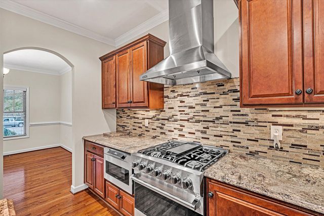 7125 Linn Cove CT, Roanoke, VA 24018