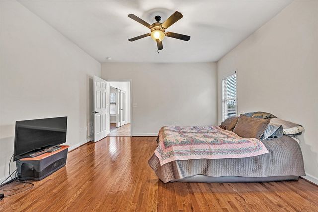 7125 Linn Cove CT, Roanoke, VA 24018