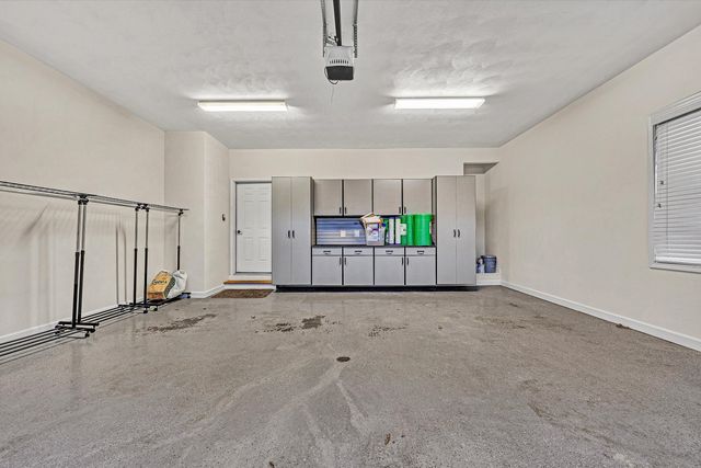 7125 Linn Cove CT, Roanoke, VA 24018