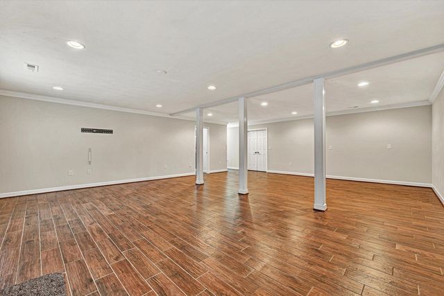 7125 Linn Cove CT, Roanoke, VA 24018