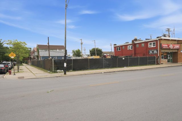3135-3139 W 51st Street, Chicago, IL 60632