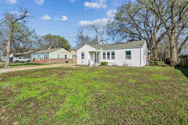 3004 N Charles Ave, Wichita, KS 67204