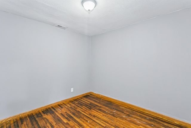 3004 N Charles Ave, Wichita, KS 67204