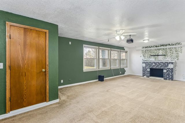 3004 N Charles Ave, Wichita, KS 67204