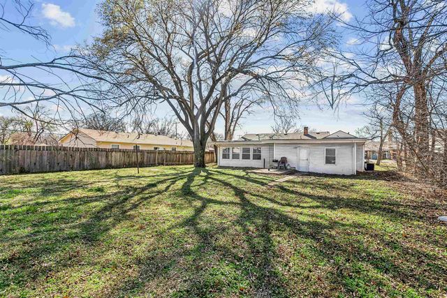 3004 N Charles Ave, Wichita, KS 67204