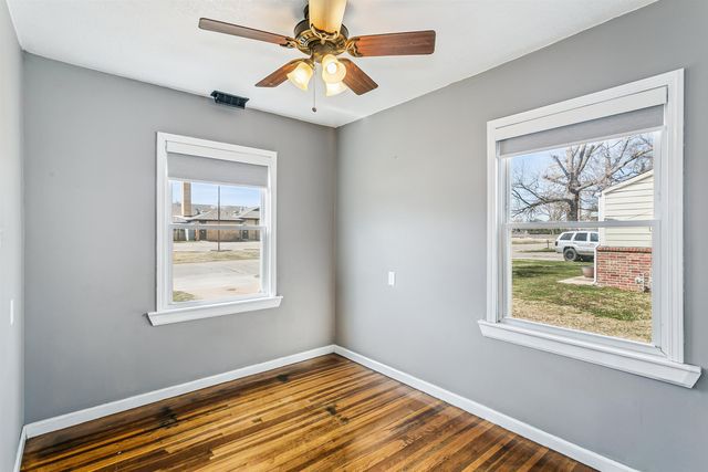 3004 N Charles Ave, Wichita, KS 67204