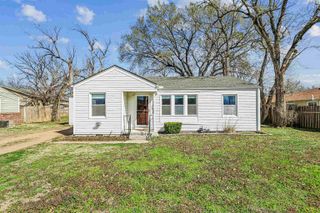 3004 N Charles Ave, Wichita, KS 67204