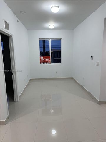 620 W 29th Street, Hialeah, FL 33012