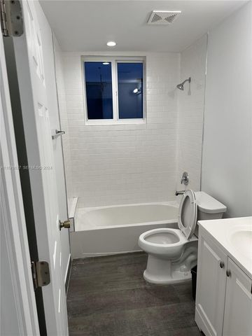620 W 29th Street, Hialeah, FL 33012
