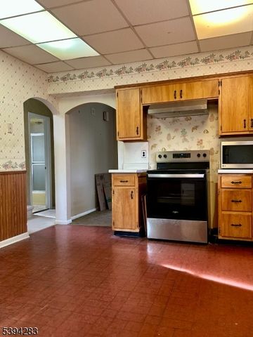 202 Newark Pompton Tpke, Wayne Twp., NJ 07470