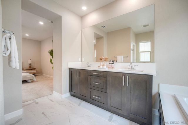 10854 Everly Way, San Diego, CA 92129