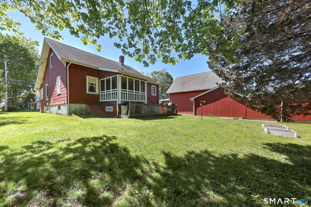 231 West River Street, Milford, CT 06460