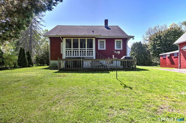 231 West River Street, Milford, CT 06460
