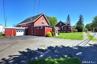 231 West River Street, Milford, CT 06460