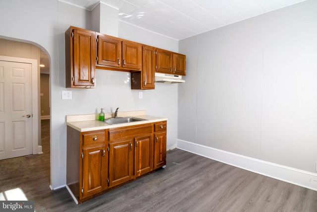 614 HUNTER ST, Gloucester City, NJ 08030