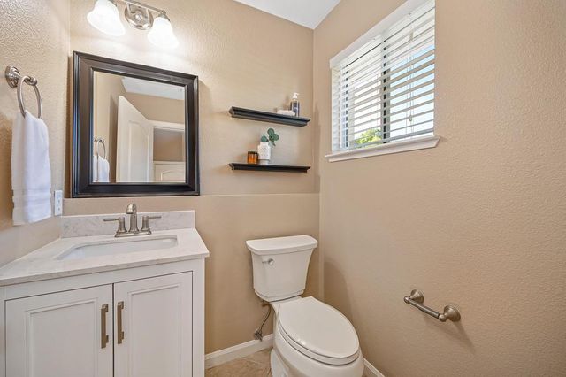 130 Royalton, Folsom, CA 95630