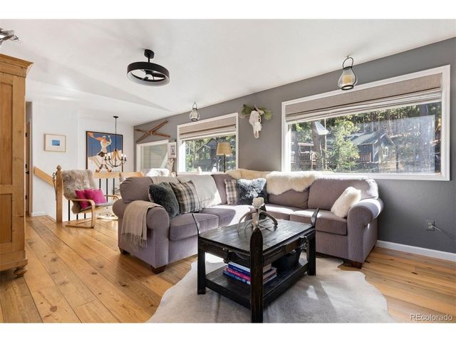 29895 Spruce Rd, Evergreen, CO 80439