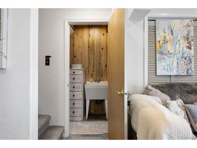 29895 Spruce Rd, Evergreen, CO 80439