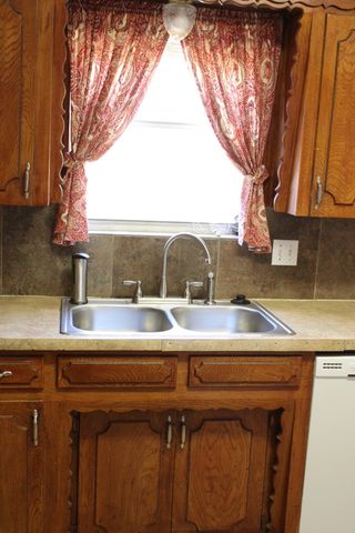 110 E Vanston Lane, Crandall, TX 75114