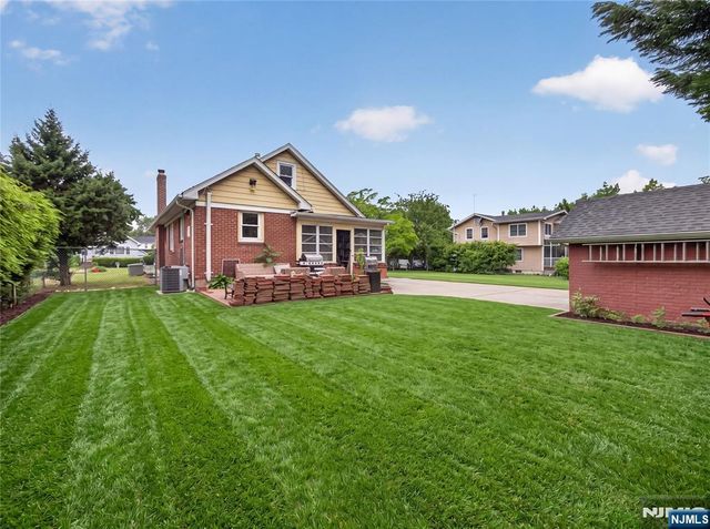 643 Stockton Street, New Milford, NJ 07646