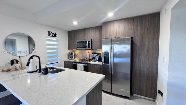 268 NW 13th Ct, Florida City, FL 33034