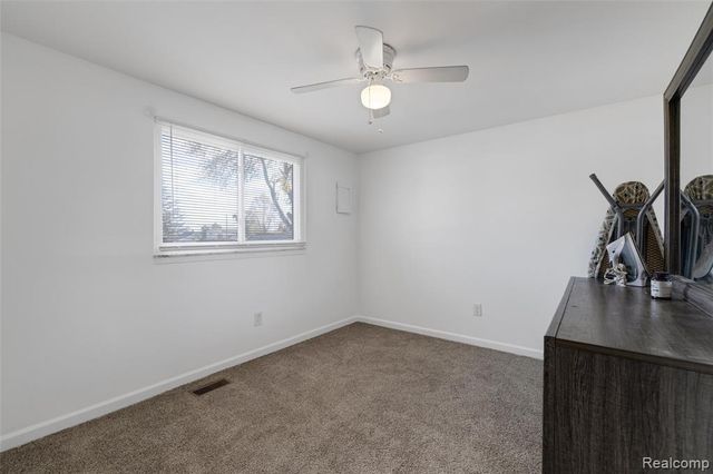 25152 Leach Street, Roseville, MI 48066