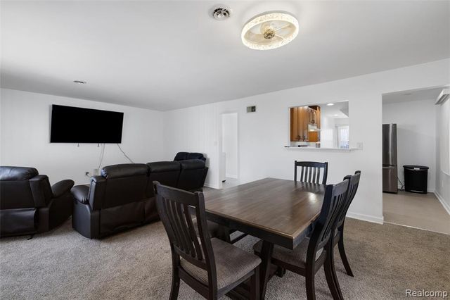 25152 Leach Street, Roseville, MI 48066