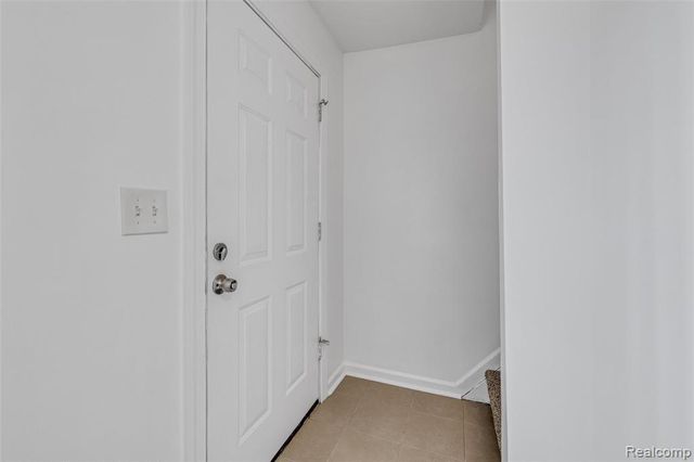 25152 Leach Street, Roseville, MI 48066