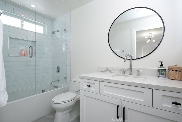 947 W Balboa, Newport Beach, CA 92661