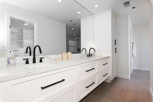 947 W Balboa, Newport Beach, CA 92661