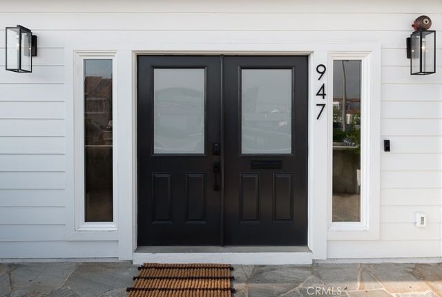 947 W Balboa, Newport Beach, CA 92661