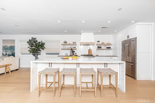 947 W Balboa, Newport Beach, CA 92661