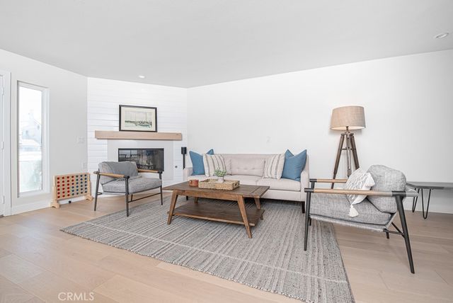 947 W Balboa, Newport Beach, CA 92661