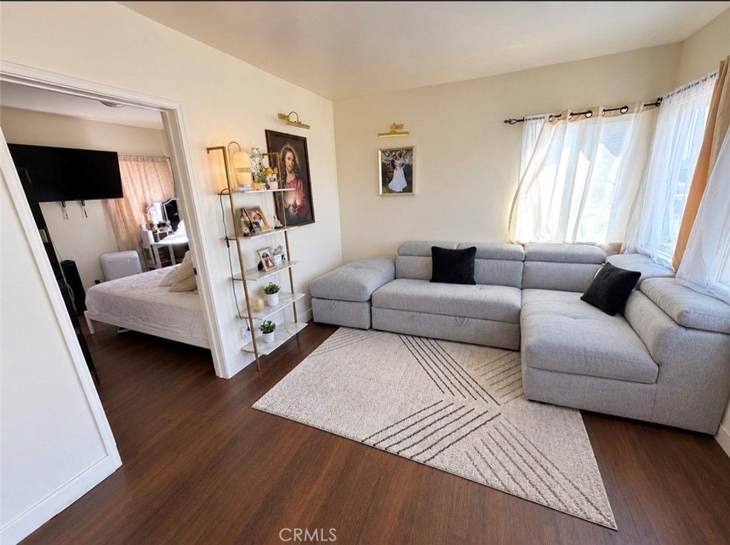 9504 Otis, South Gate, CA 90280 — photo 3