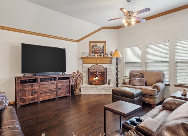 1009 Ethan Drive, Greenville, TX 75402