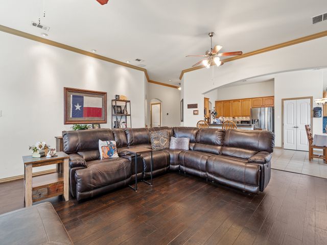 1009 Ethan Drive, Greenville, TX 75402