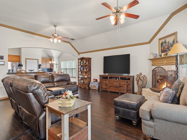 1009 Ethan Drive, Greenville, TX 75402