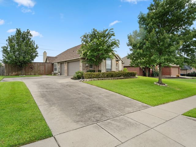 1009 Ethan Drive, Greenville, TX 75402