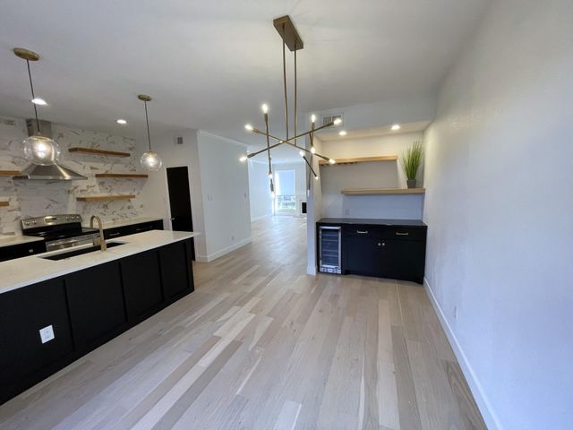 1201 Mcduffie St Street 151, Houston, TX 77019