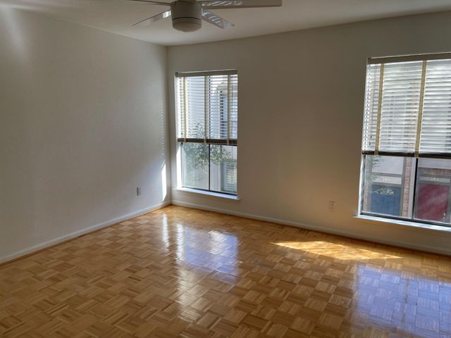 1201 Mcduffie St Street 151, Houston, TX 77019