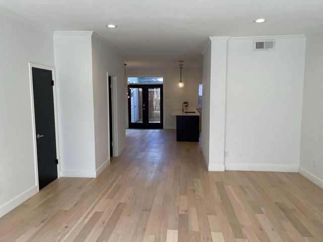 1201 Mcduffie St Street 151, Houston, TX 77019